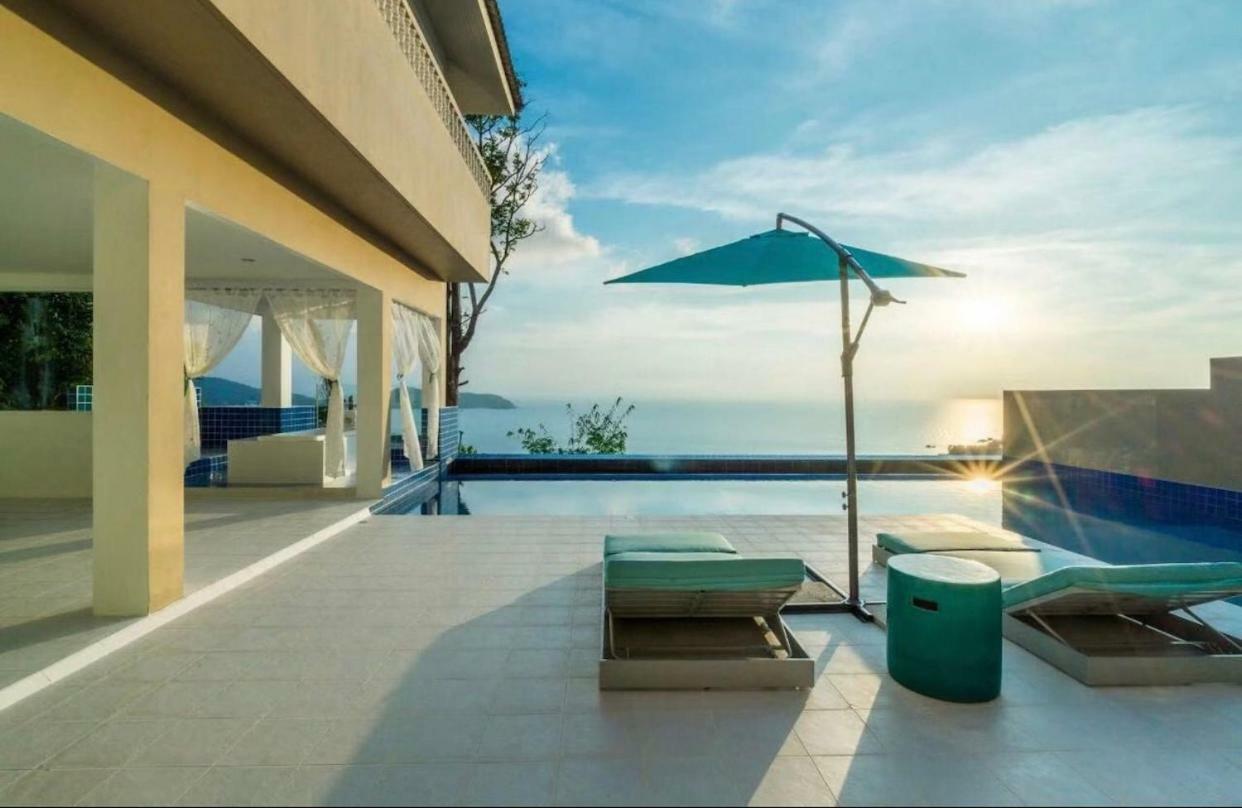 Grand Bleu Ocean View Pool Suite Pantai Kamala Luaran gambar