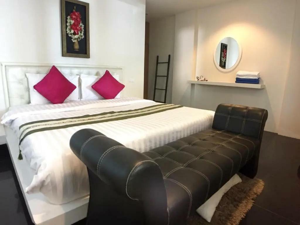 Grand Bleu Ocean View Pool Suite Pantai Kamala Luaran gambar