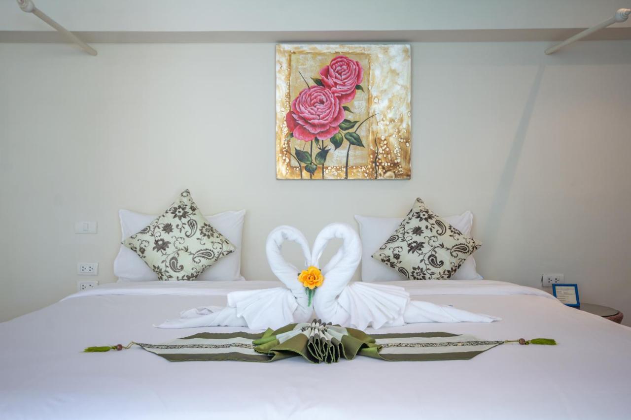 Grand Bleu Ocean View Pool Suite Pantai Kamala Luaran gambar