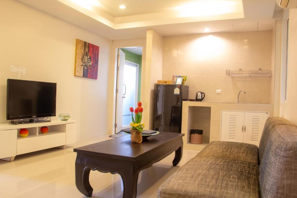 Grand Bleu Ocean View Pool Suite Pantai Kamala Luaran gambar