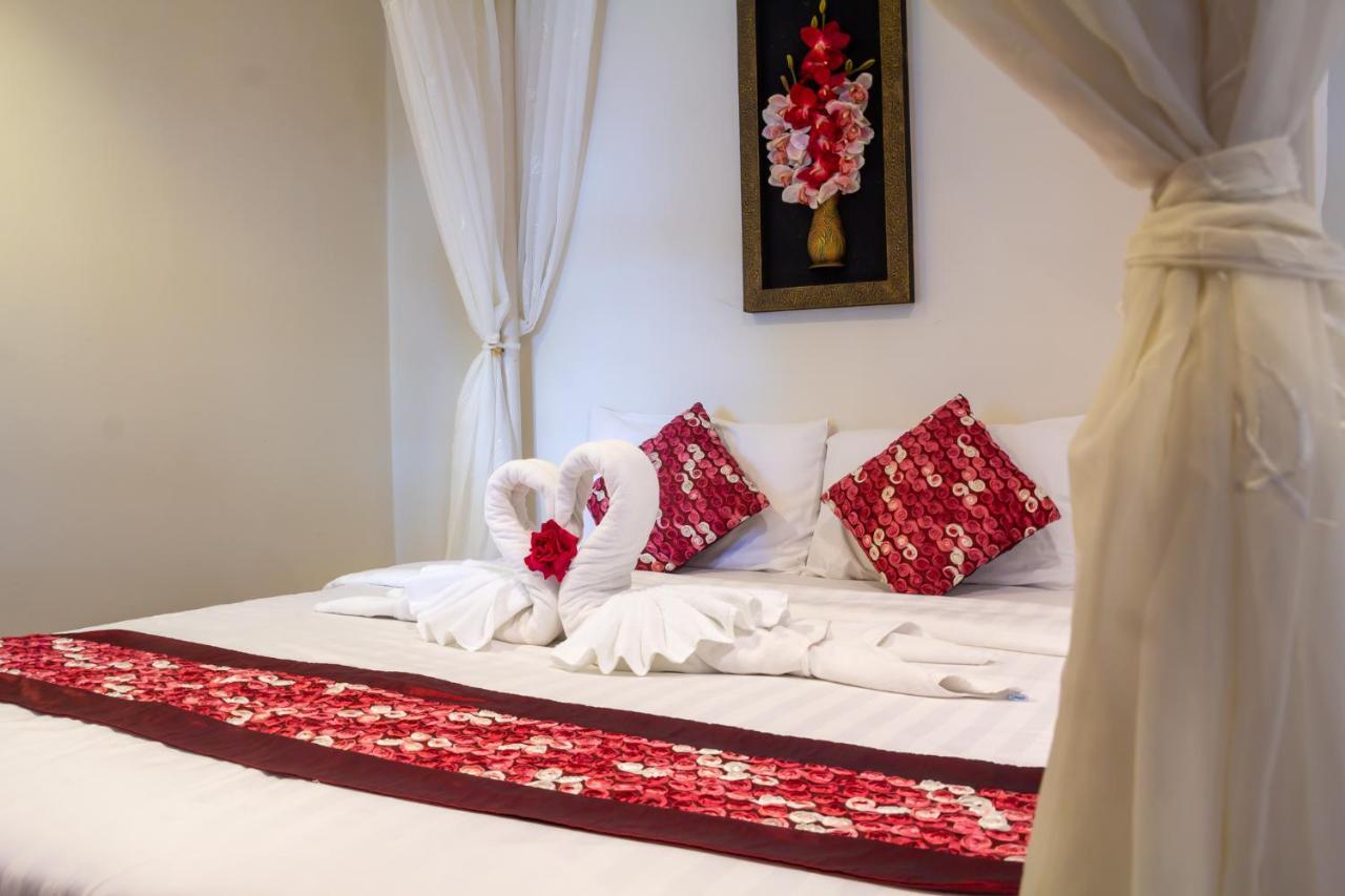 Grand Bleu Ocean View Pool Suite Pantai Kamala Luaran gambar
